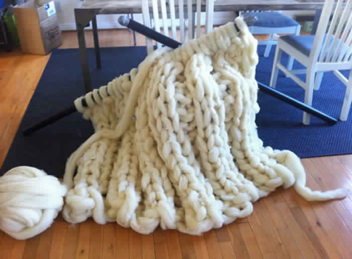 extreme-knitting-blanket-tutorial-12